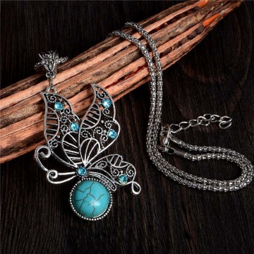 Vintage Butterfly Necklace Tibetan Silver Design Lady Jewelry Turquoise Necklaces & Pendants For Memorial Gift